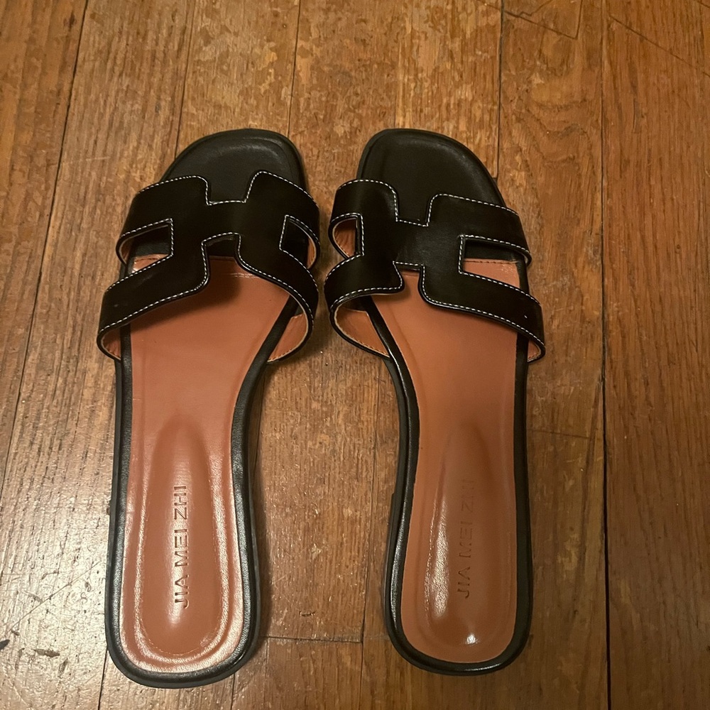 Black Women's Sandals